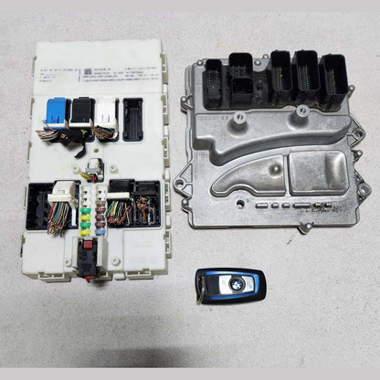 2013-2016 BMW M135i F20 F30 Engine Control Unit 8606776 F20 F30 N55 ECU SET 