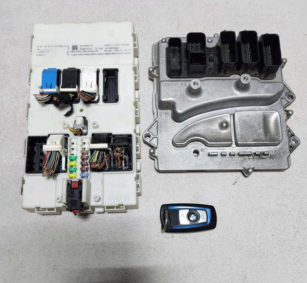 2013-2016 BMW M135i F20 F30 Engine Control Unit 8606776 F20 F30 N55 ECU SET 