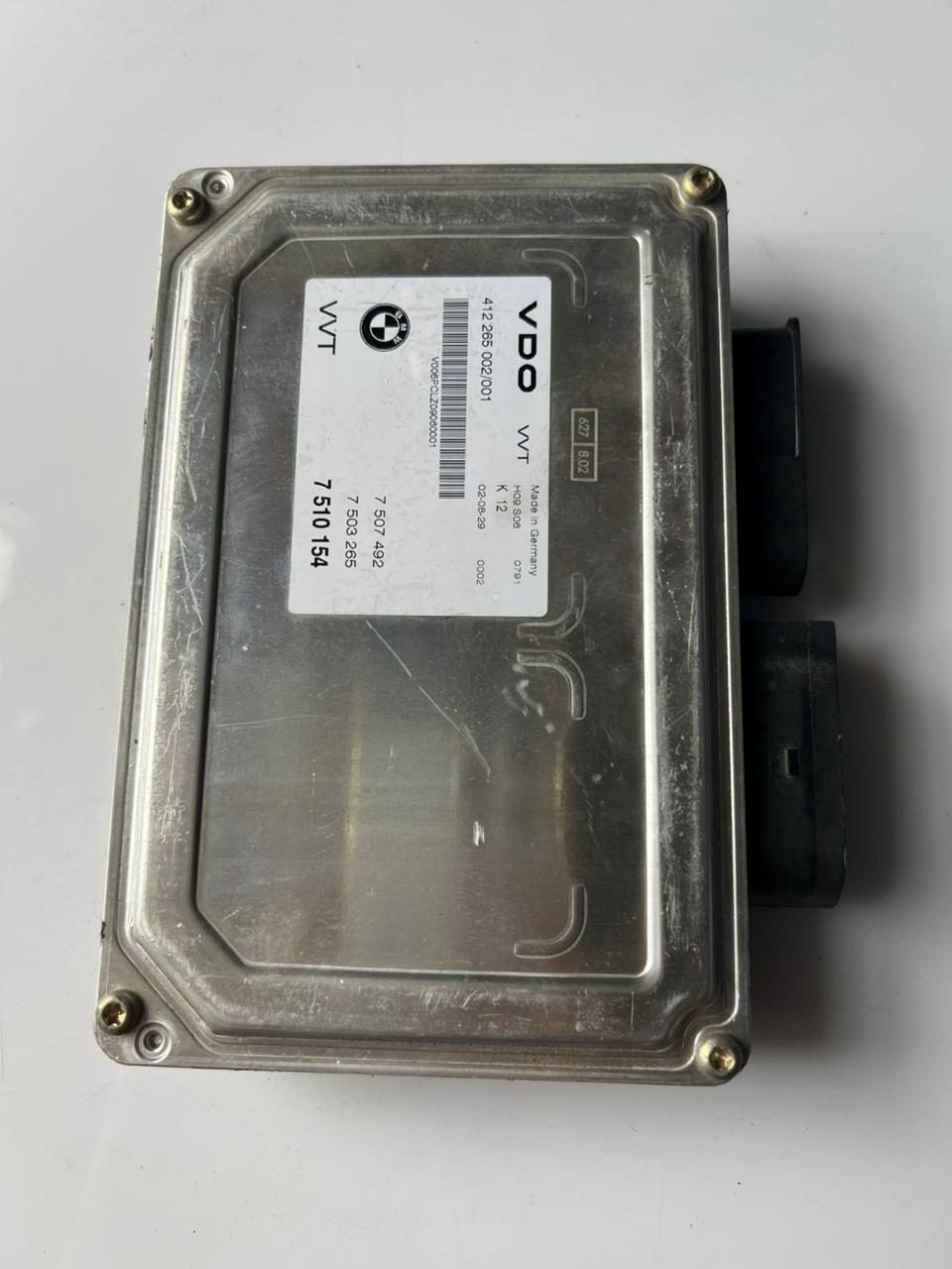 BMW 2002-2005 BMW 745i Gearbox Control Unit 7510154 6 Series E63 E64 2003-2010 a