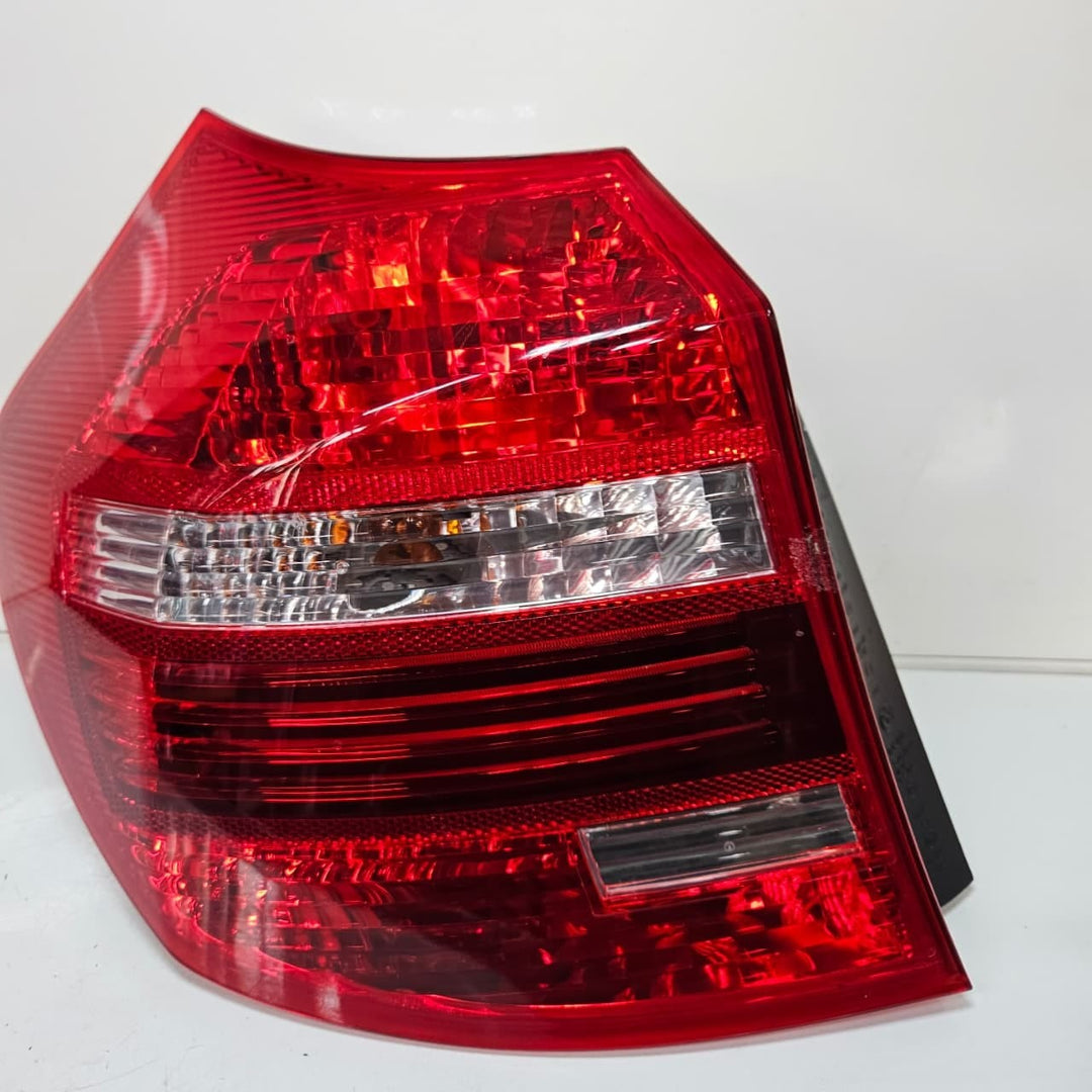 7131297-2008 BMW 1 Series E81 E87 120i Rear Taillight Rear Left OEM