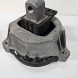 OEM BMW 5 6 7 Series G30 G38 G11 G12 G15 Engine Mount Right 6860464