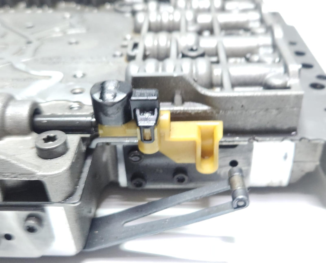 2006-2012 Mercedes-Benz Transmission Valve Body 7-SPEED  R2202771701