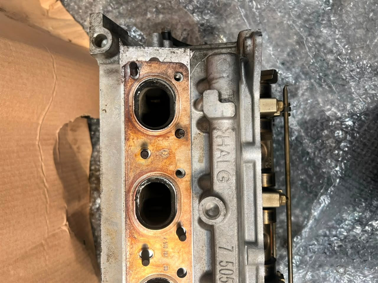 2005-2011 BMW 3 1 Series N45B16A E90 E81 E87 Cylinder Head 7505975 OEM
