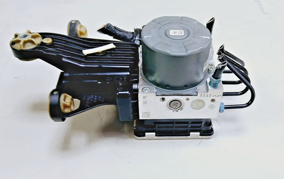 GENIUNE BMW 3 SERIES G20 G21 ABS PUMP BRAKE CONTROL MODULE 6862014 , 6862017