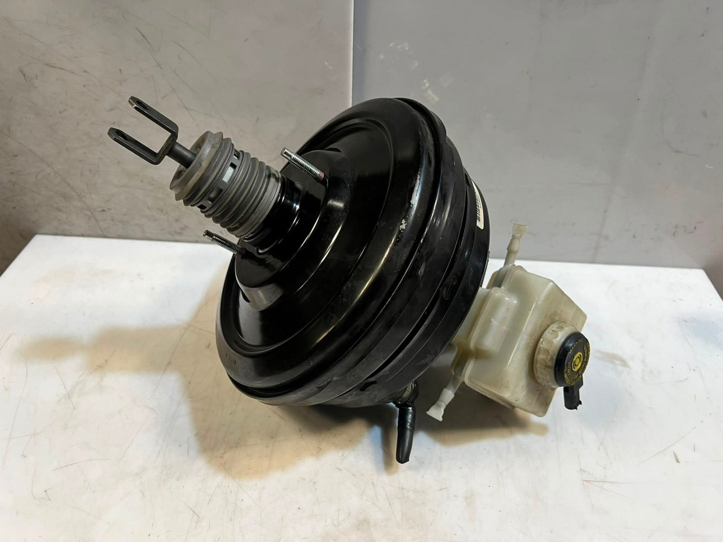 2007-2013 BMW X5 E70 and X6 E71 Brake Booster CYLINDER SERVO MOTOR 6774622  OEM