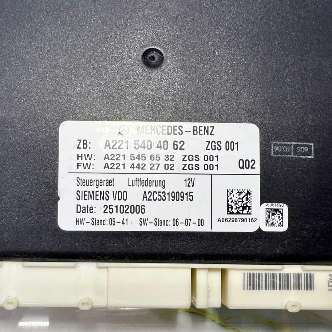 2007-2014 Mercedes S550 Air Suspension Control Module A2215404062 W221  S-Class