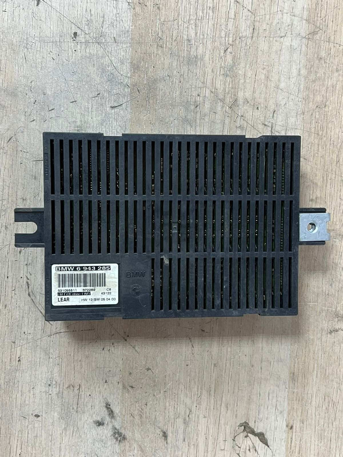 BMW 7 Series E65 Xenon Headlight Control Unit Light Module LM E6X LWR 6943285 