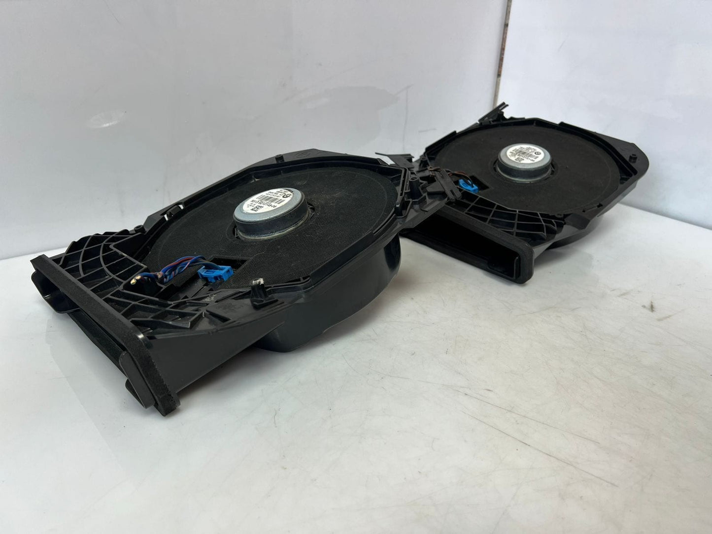 BMW 2016 BMW 1 SERIES 116D F20 2X  F21 F22 Subwoofer Speaker Set 9210148,9210147