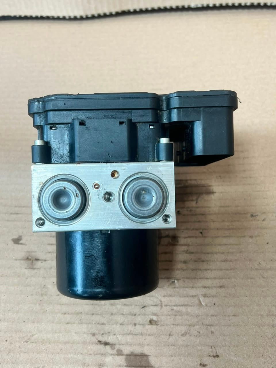 2005-2012 BMW E90 E91 E92 3-Series 325i ABS Pump Module 6771491 OEM