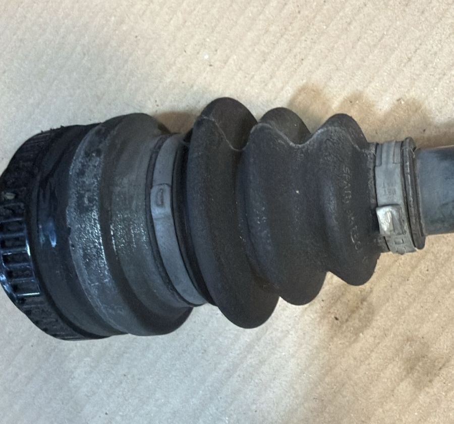 BMW AXEL OUTPUT SHAFT  E84 X1 N20 2013 RP LEFT SIDE LK=86MM/D=38MM 3320-7591597