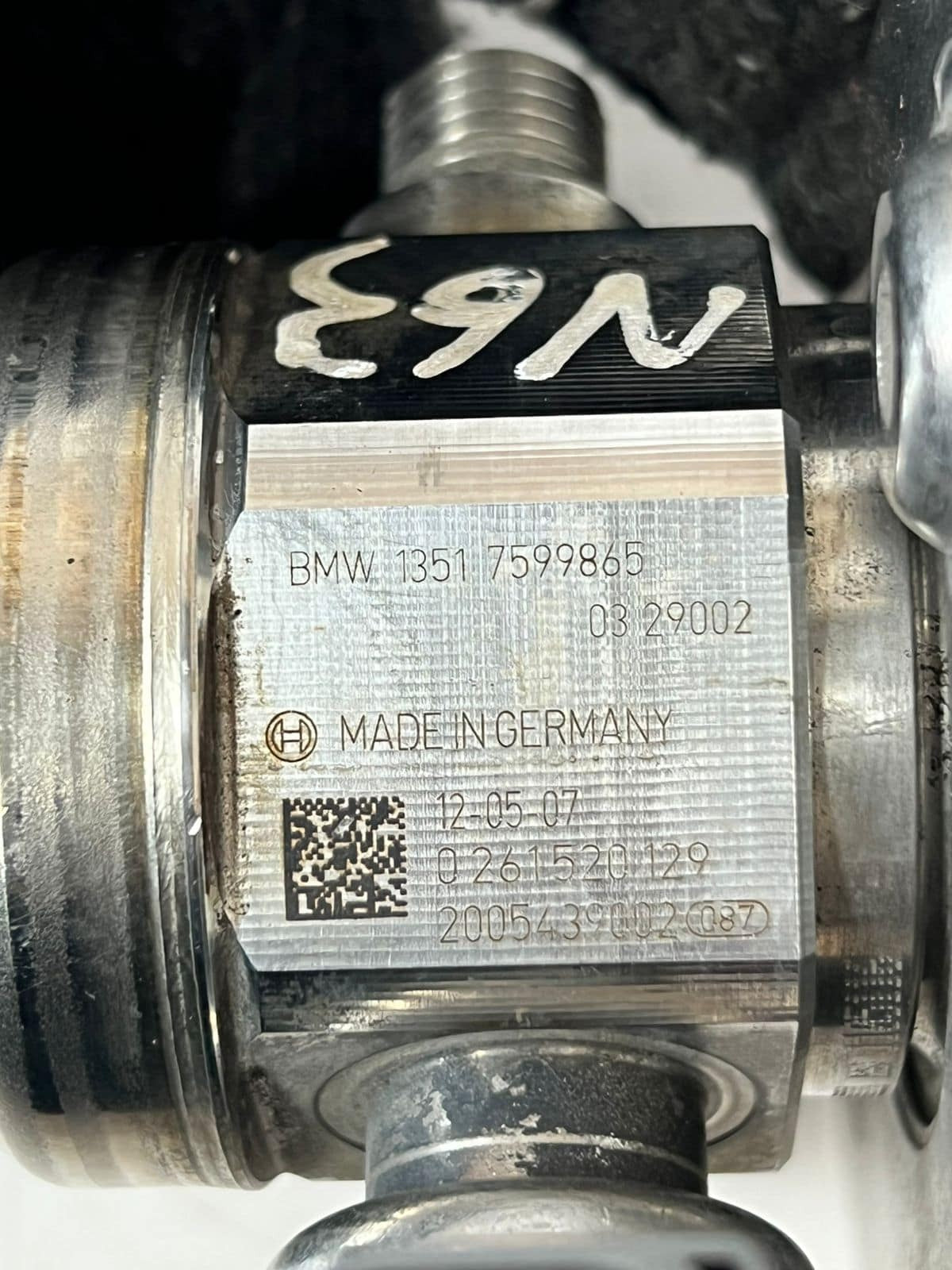2013-2018 BMW 650i N63 X5 X6 M5 550I xDrive High Pressure Fuel Pump 7599865 OEM