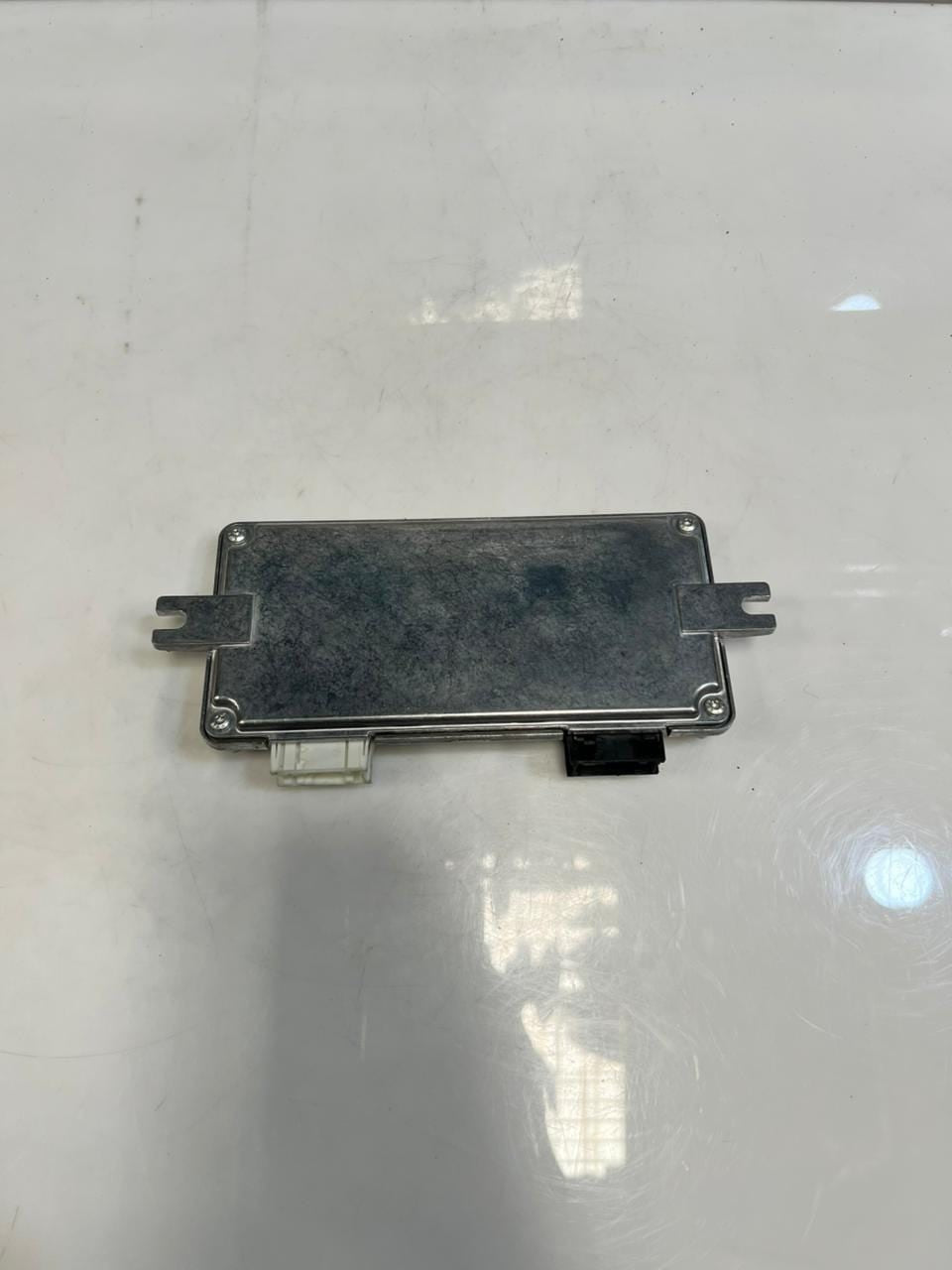 2016-2019 BMW 740i 750i G11 G12 Surround View Camera Control Module 6826322