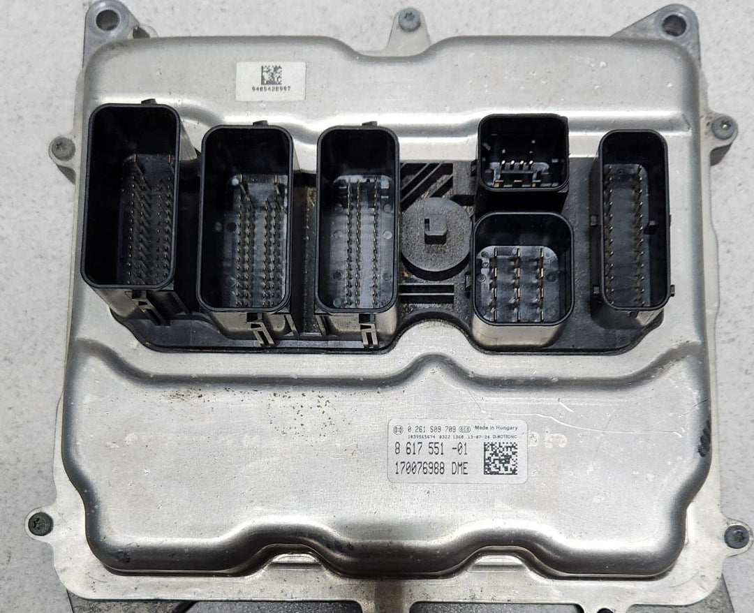 2011-2013 BMW 125i Engine Control Unit ECU Set 8617551 F20 F21 125i N20