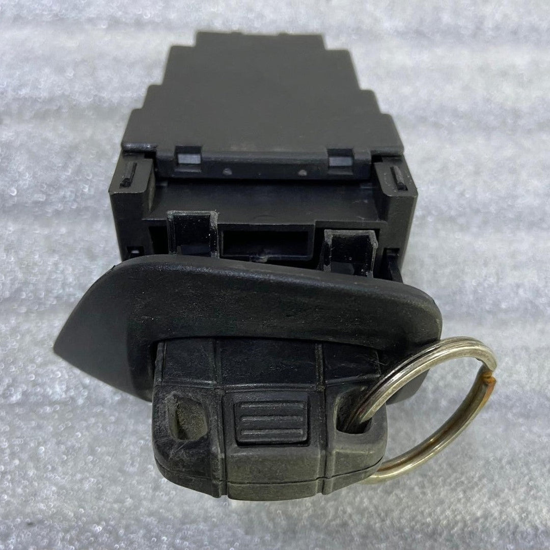 OEM BMW X1 E84 E87 E90 E91 N46B20 Engine Control Unit DME ECU SET 7628656
