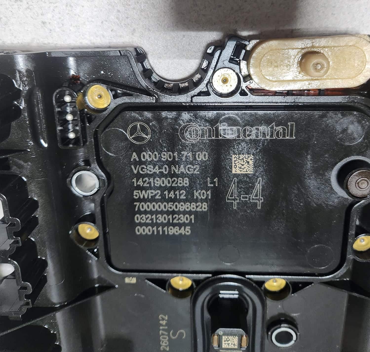 Benz Transmission Control Unit vgs 4-4 A0009017100 CONTINENTAL