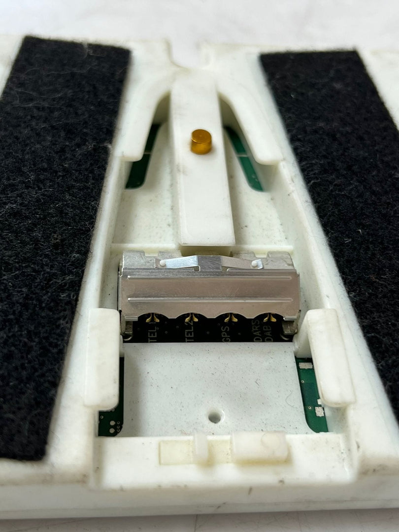 2018 BMW X5 F15 Antenna Module Diversity Stereo Receiver 2622587 OEM