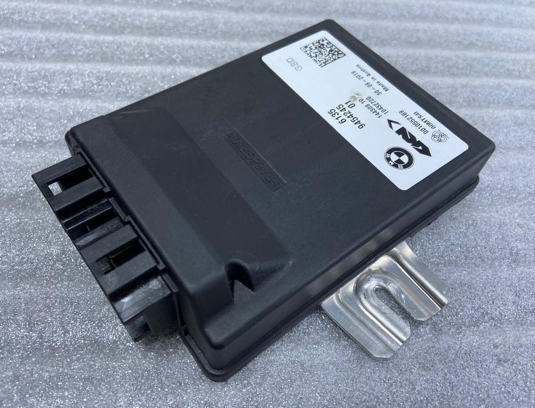 OEM BMW F90 M5 F91 Differential Locking Module  Rear Axle Control Unit 9454245