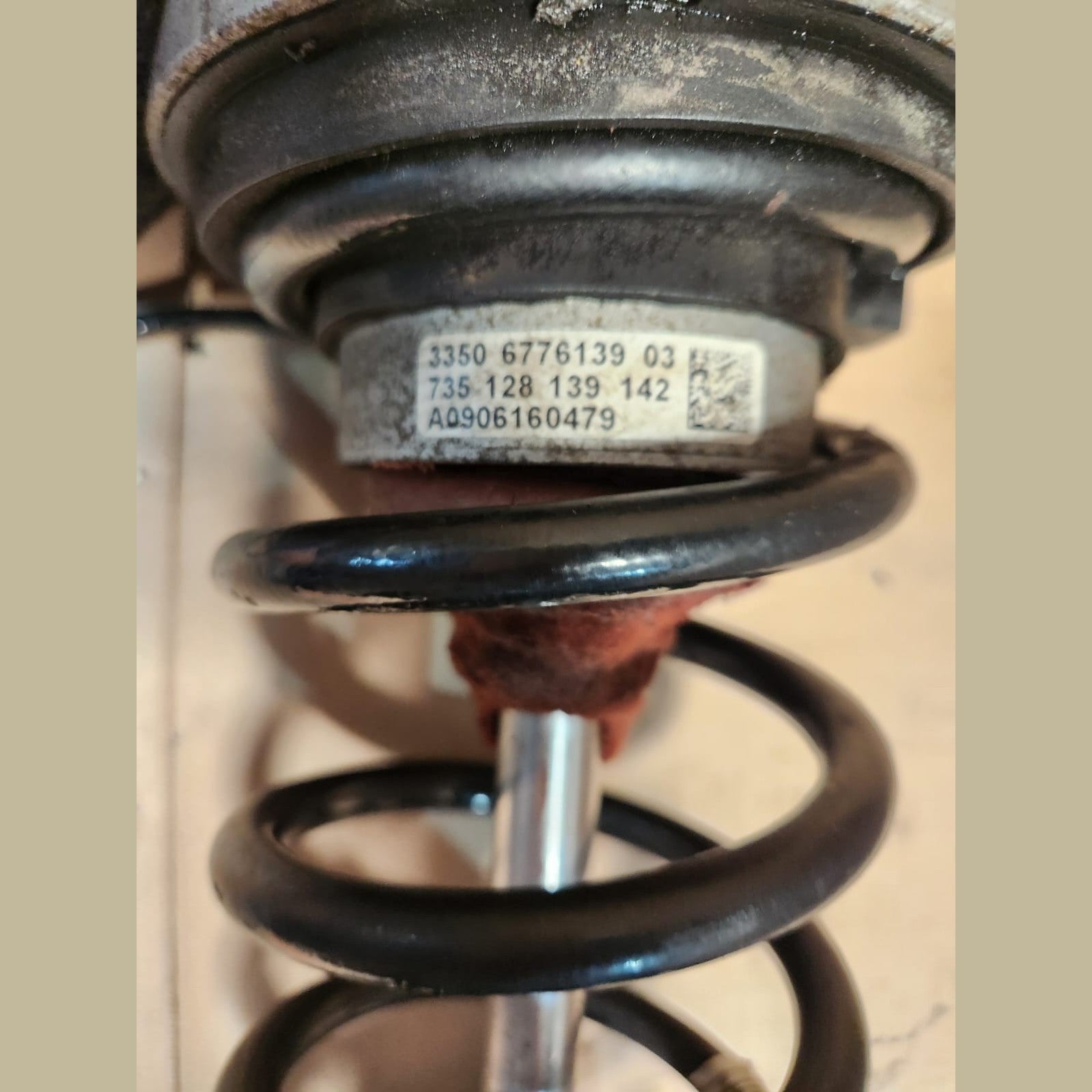 2009-2014 BMW 750i Rear Left Shock Absorber With Coil Spring 6791673 750i f02