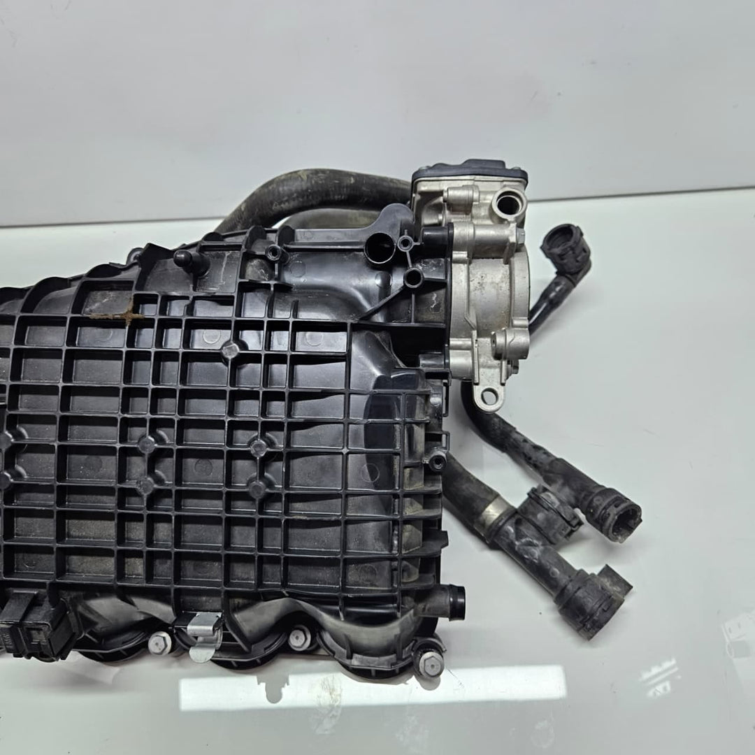 72344084-2016-2019 BMW M4 F82 F83 X3 G01 740i B58 3.0L L6 Intake Manifold 