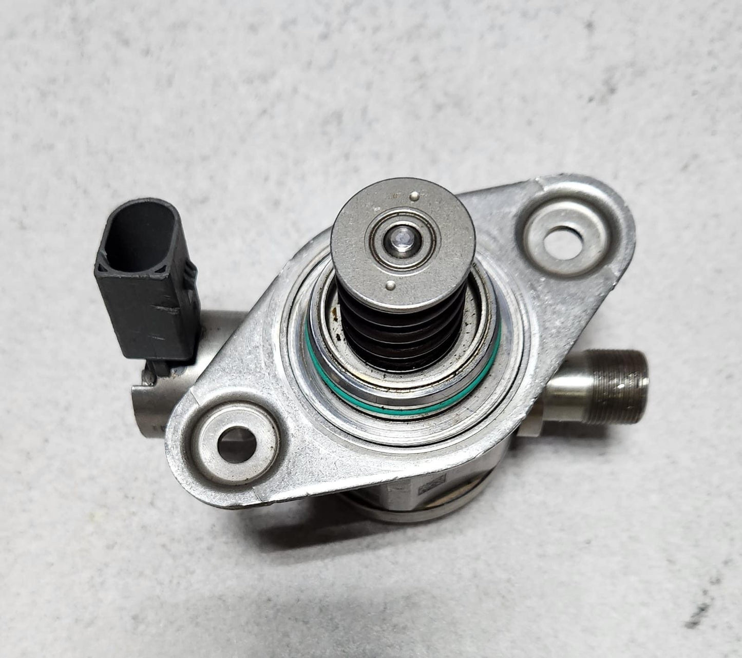 2022-2024 Mercedes-Benz SL63 AMG High Pressure Fuel Pump A1770700501  