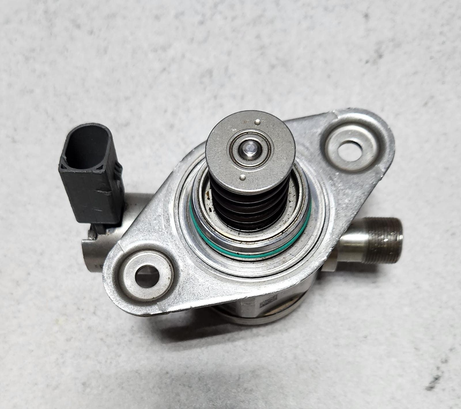2022-2024 Mercedes-Benz SL63 AMG High Pressure Fuel Pump A1770700501  