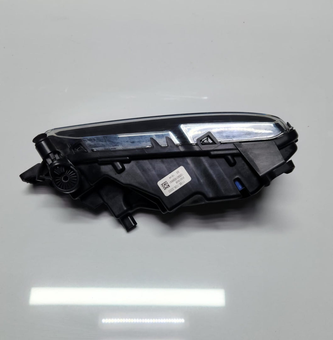 2022 BMW X6 Front Fog Light 8089525 G06 3 Series G20 G21