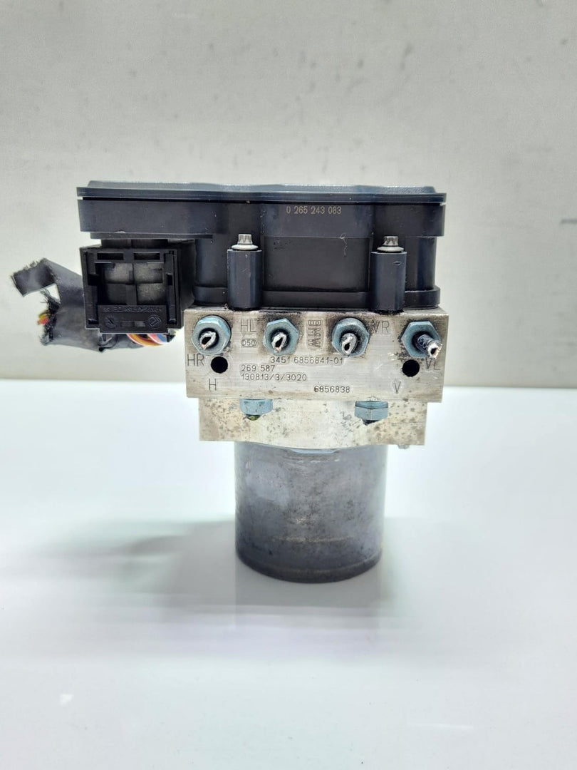 2010-2016 BMW 535i ABS Pump Module 6865860 F10 F11 OEM 