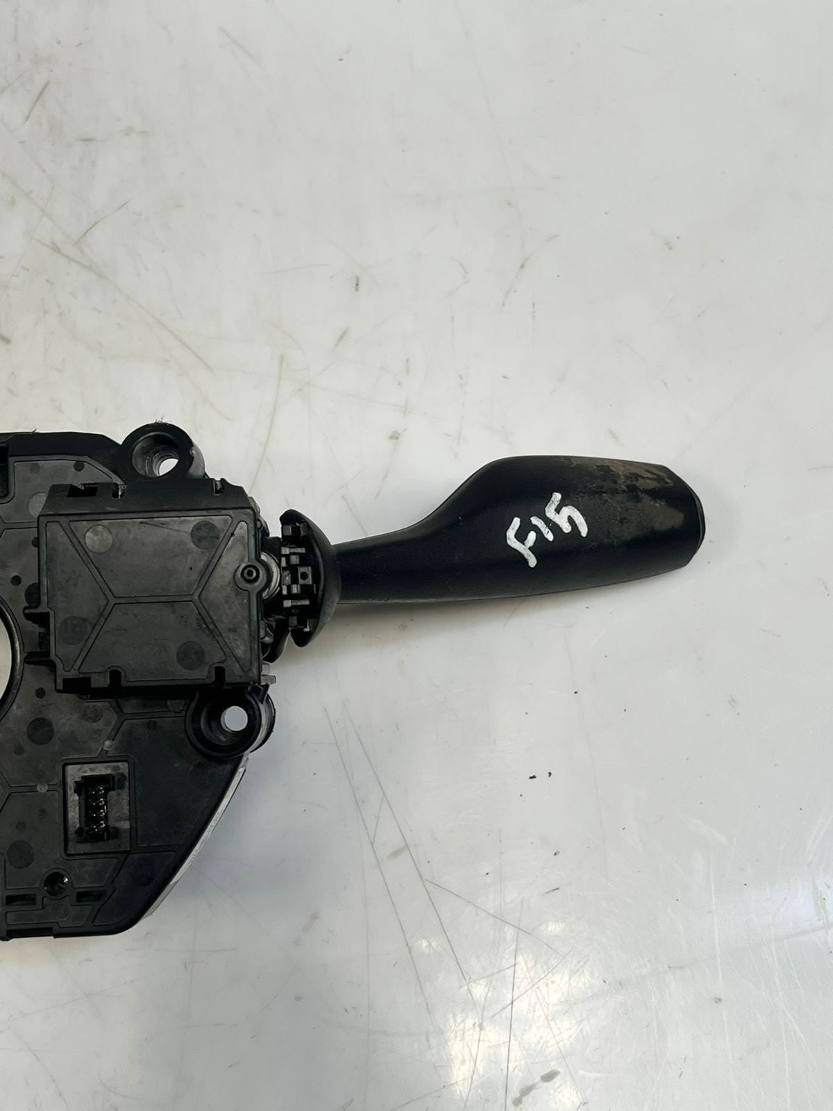 2015-2019 BMW X1 F48 X3 F25 X5 F15 2' F45 Switch Cluster Steering Column 9261757
