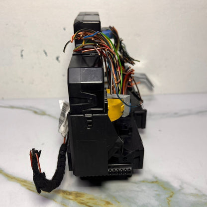 2012-2014 Mercedes-Benz C300 Rear Relay Fuse Box Sam Module 204 906 0105 W204 C2