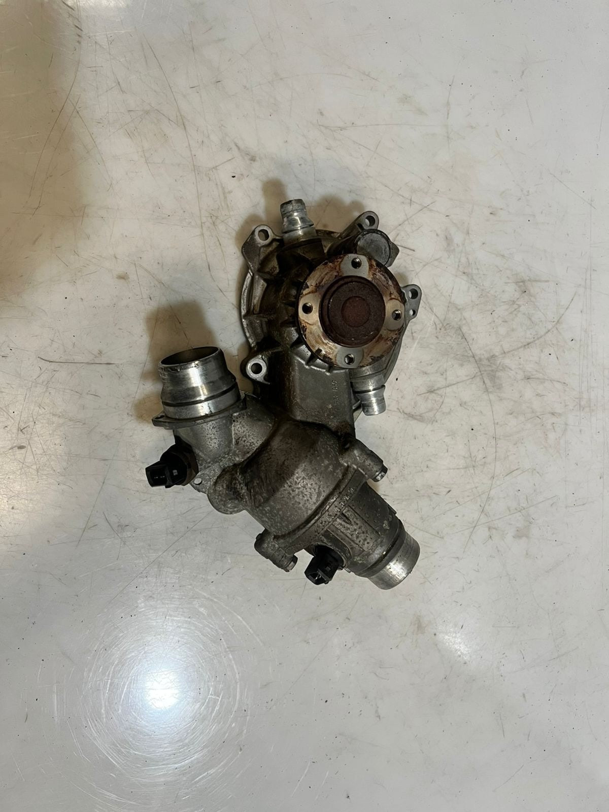 2006-2010 BMW X5 4.8L 5 Series E60 E61 550i E63 E65 Water Pump 7531859 OEM