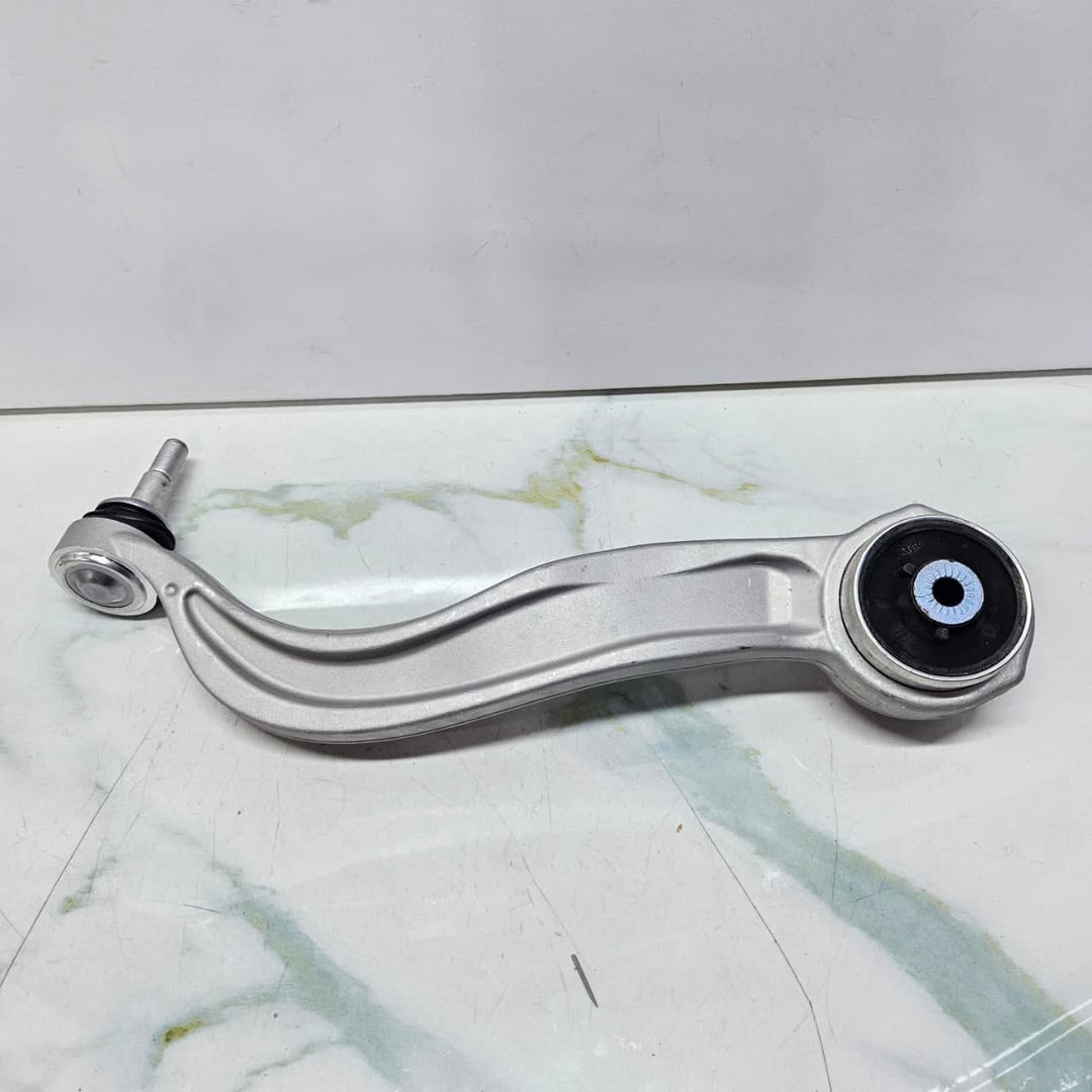 BMW G20 320i 325i Tension Strut Hydraulic Mount Right Hydraulic 6894672 New