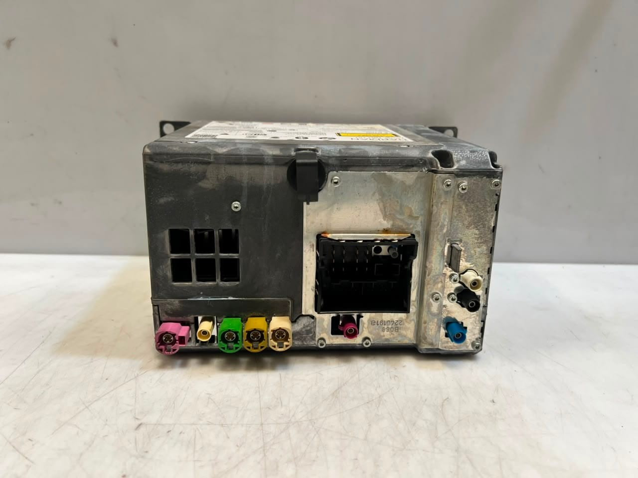 BMW 5 Series F10 F11 528i xDrive HARMAN NBT HU Navigation Head Unit 9318746 OEM