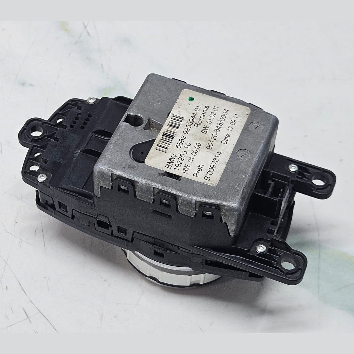 BMW F10 X3 F25 Navigation System Idrive Controller Switch 9253944 OEM 4 Pin