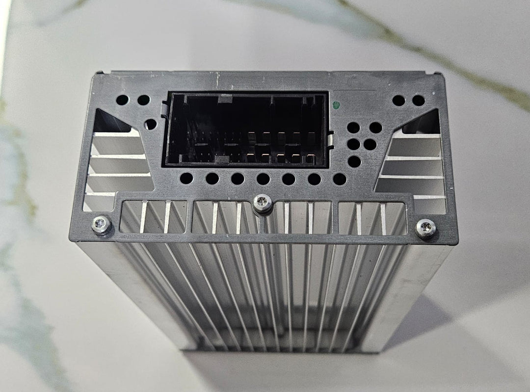 OEM BMW 7 Series F01 F02 F10 Hifi System Amplifier Harman Becker 9312590
