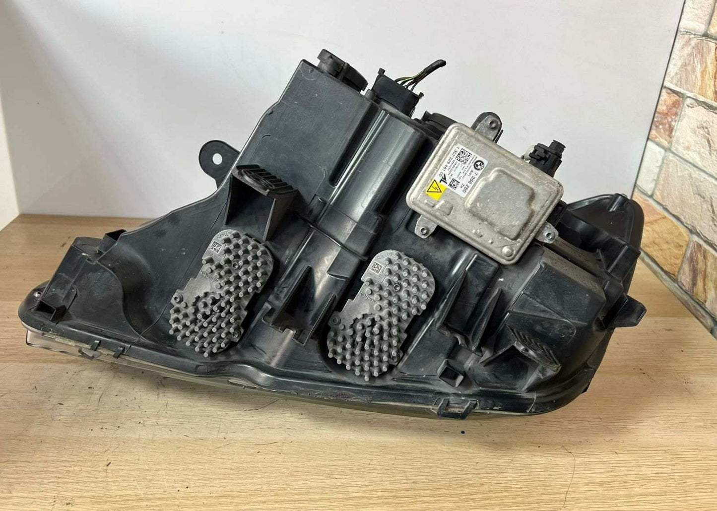 2011-2014 BMW Xenon Headlight Assembly 7219622 X3 F25, right passenger side