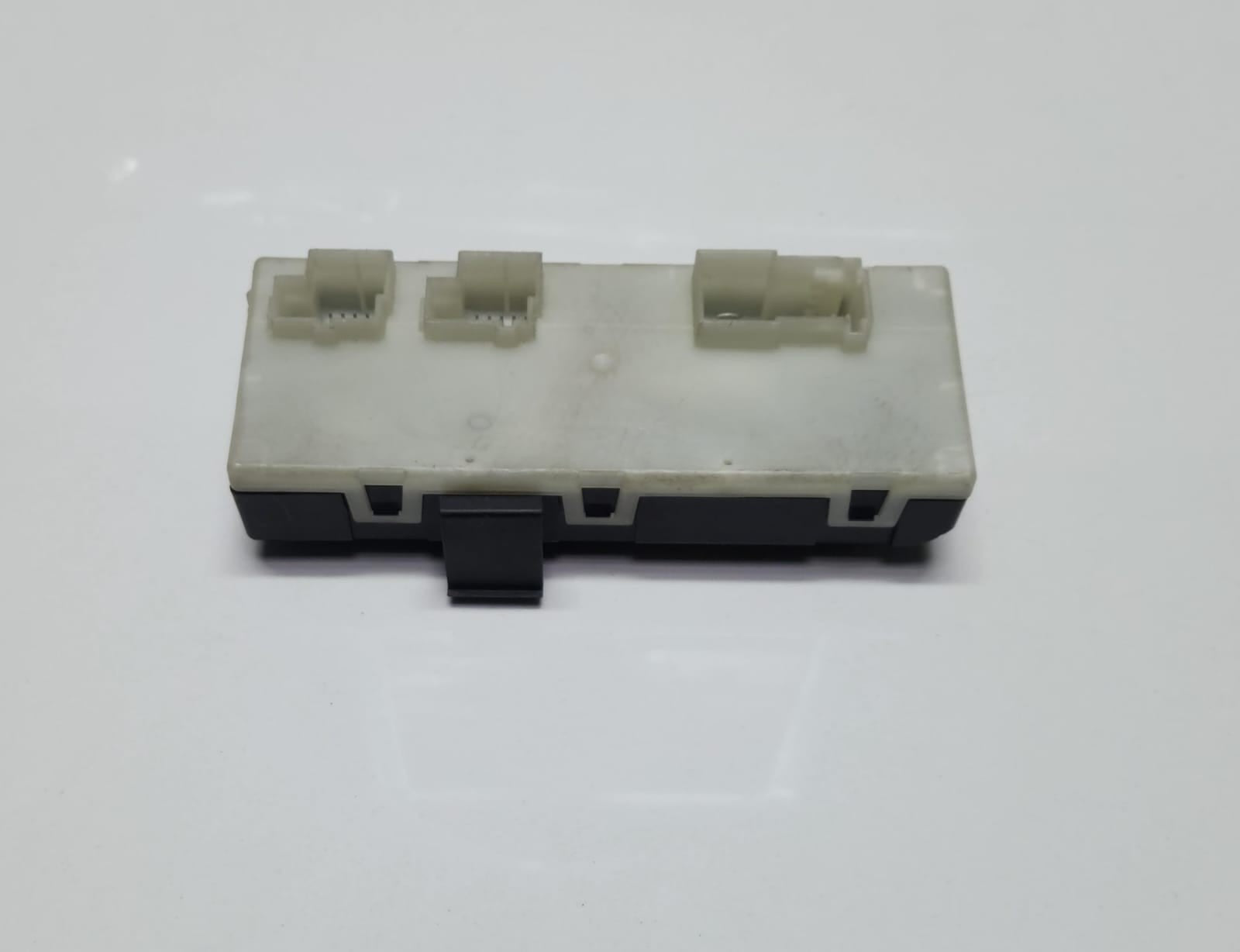 2016-2020 BMW 740i Tailgate Control Module 7481045 7 Series G11 G12 OEM