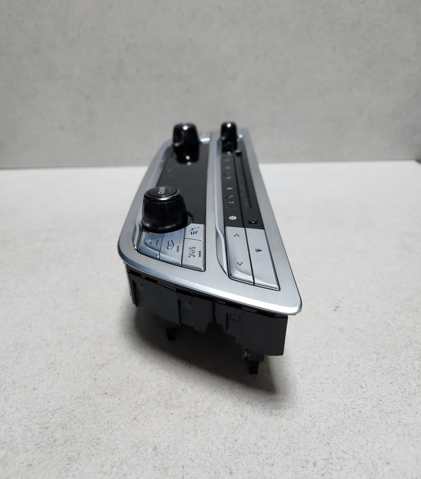 2016-2019 BMW 740i Climate Control Unit 6822777 G11 G12 740i 750xi