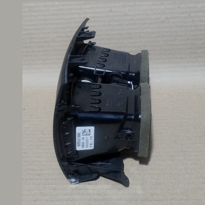 BMW F15 X5  REAR SEAT CENTER CONSOLE AC VENT TRIM HEATER 9252013