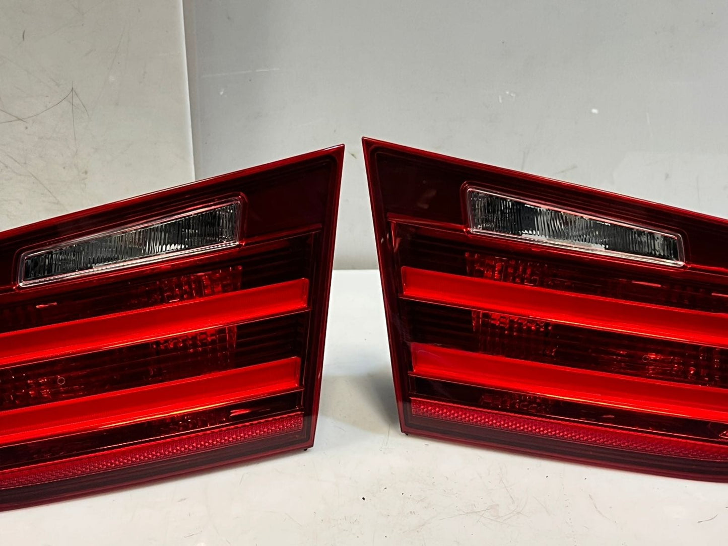 2012-2015 BMW F30 F31 320i Right LEFT Rear Inner Tail Light 7259916 7259915 OEM