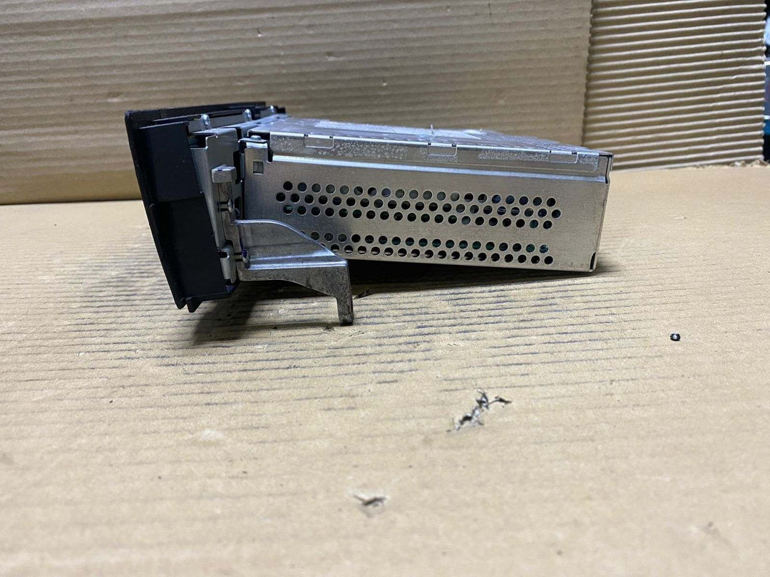 BMW Radio Player Cd Player 65129181388 3 Series E91 E92 320i