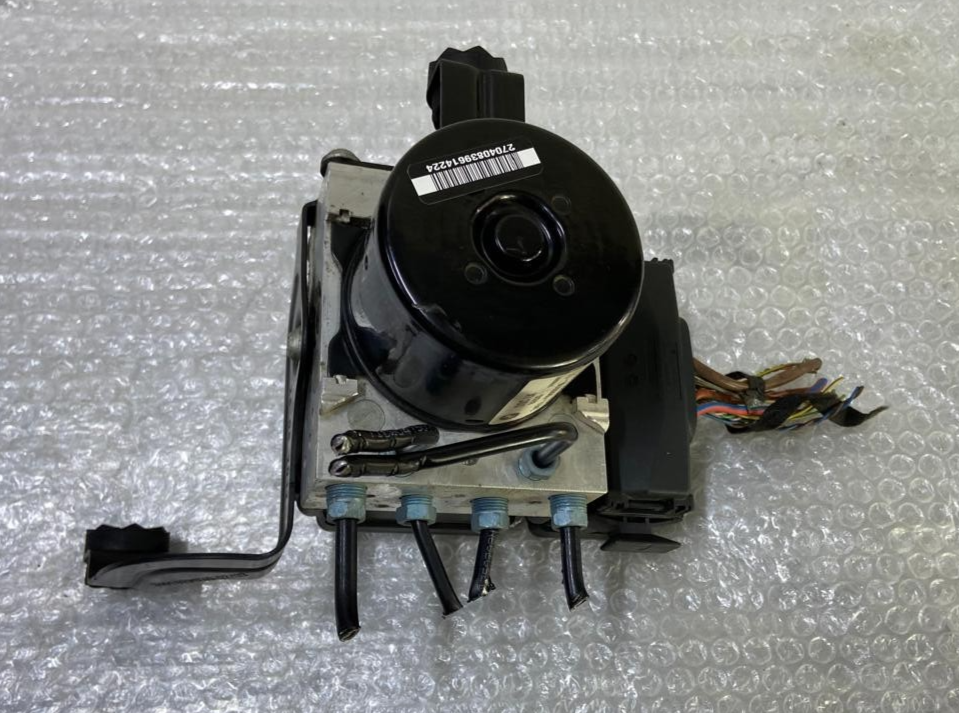 OEM BMW F20 F21 F22 F30 DSC ANTI LOCK BRAKE UNIT WITH MODULE ATE 6860730/6860731