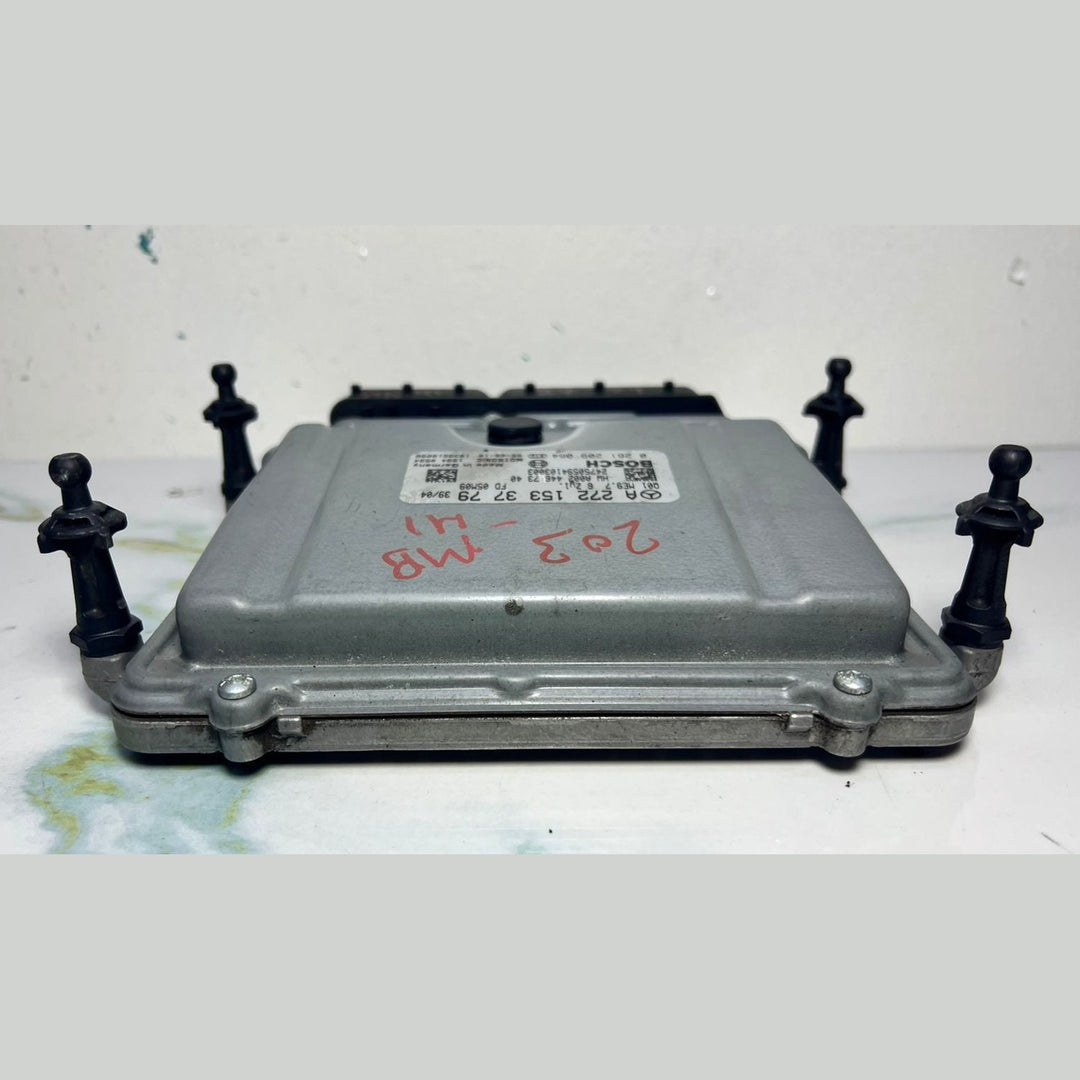 2006 Mercedes-Benz C350 Engine Control Unit A2721533779 C350, E350, CLK350