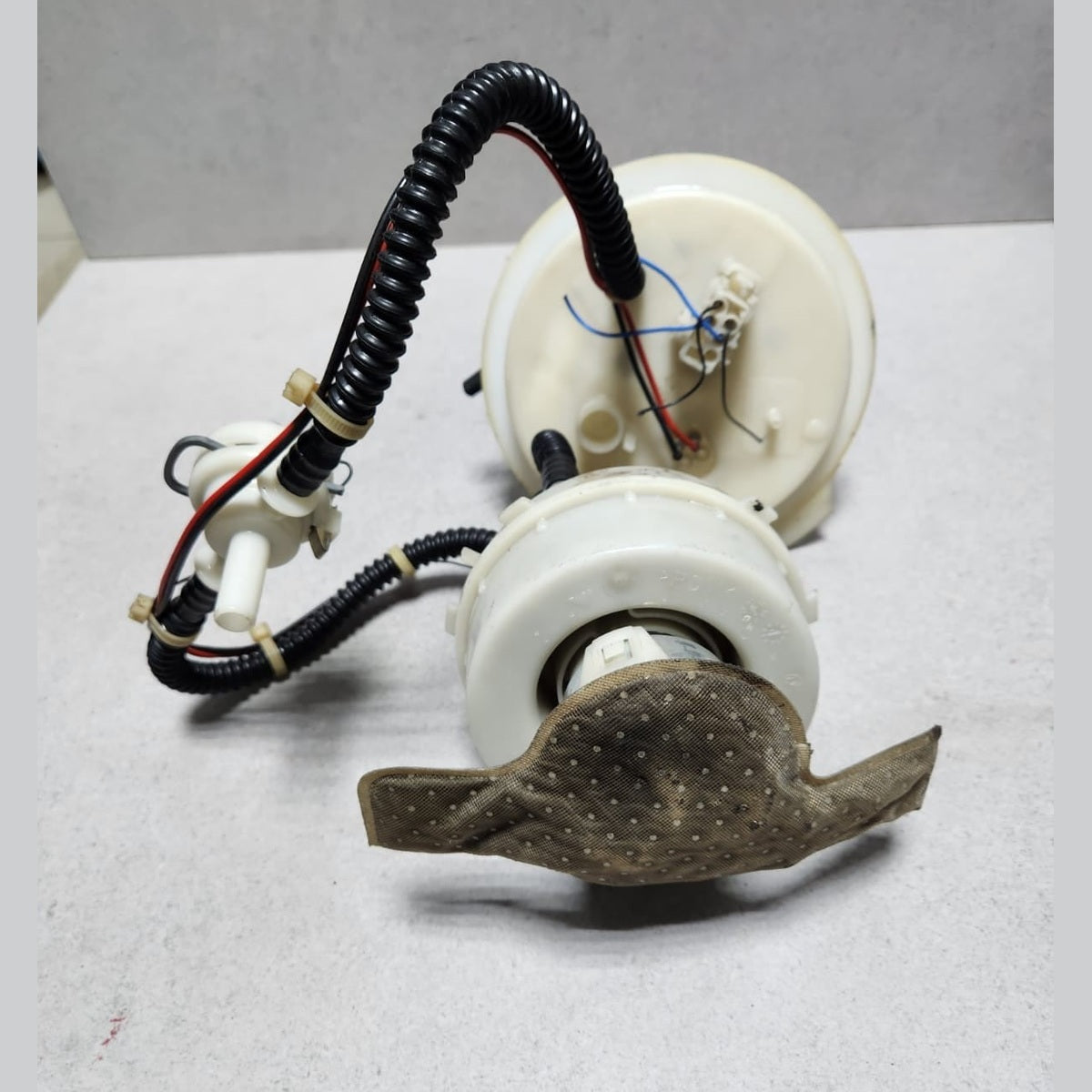 BMW Fuel Pump 7217060 5 Series F10 and F11