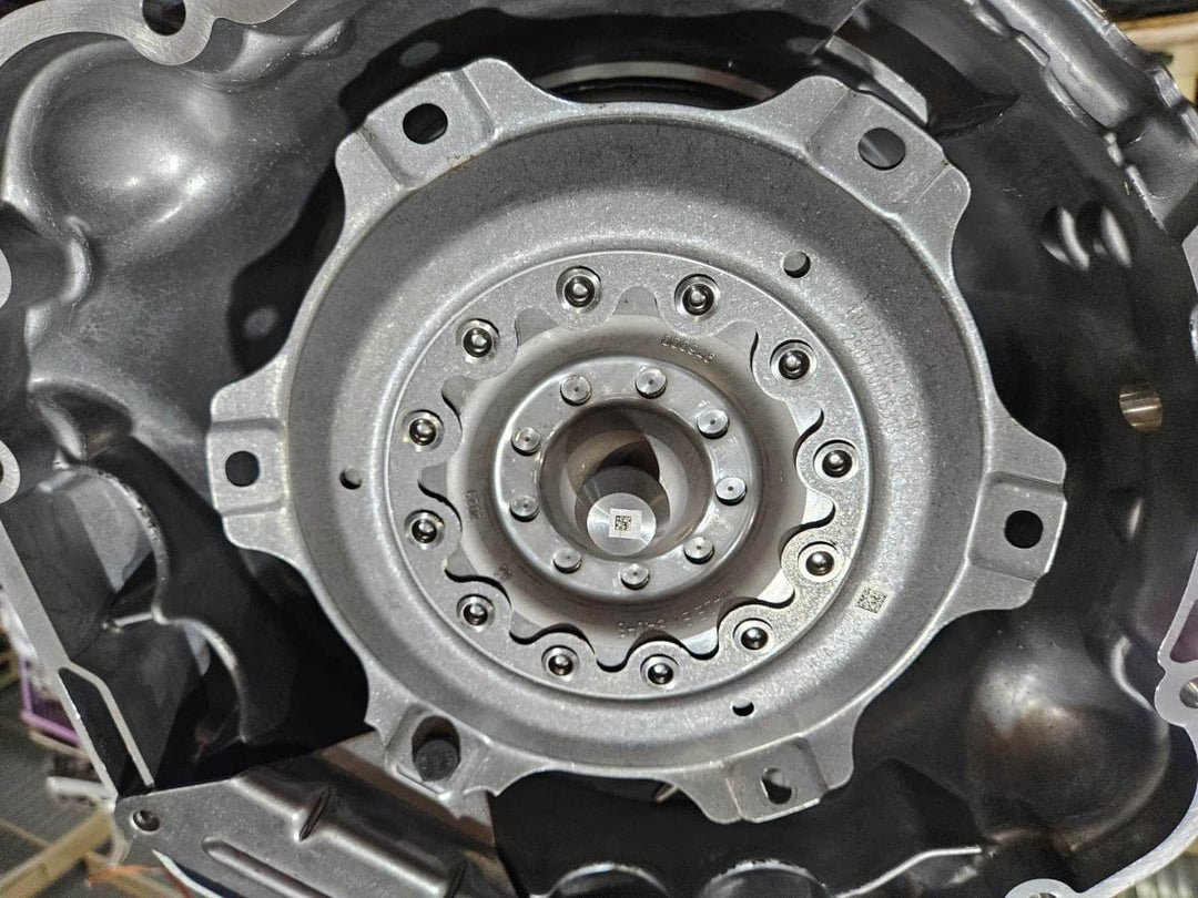 9501745-2021 BMW F95 X5 X6 S63 Automatic Transmission GA8X76AZ OEM NEW