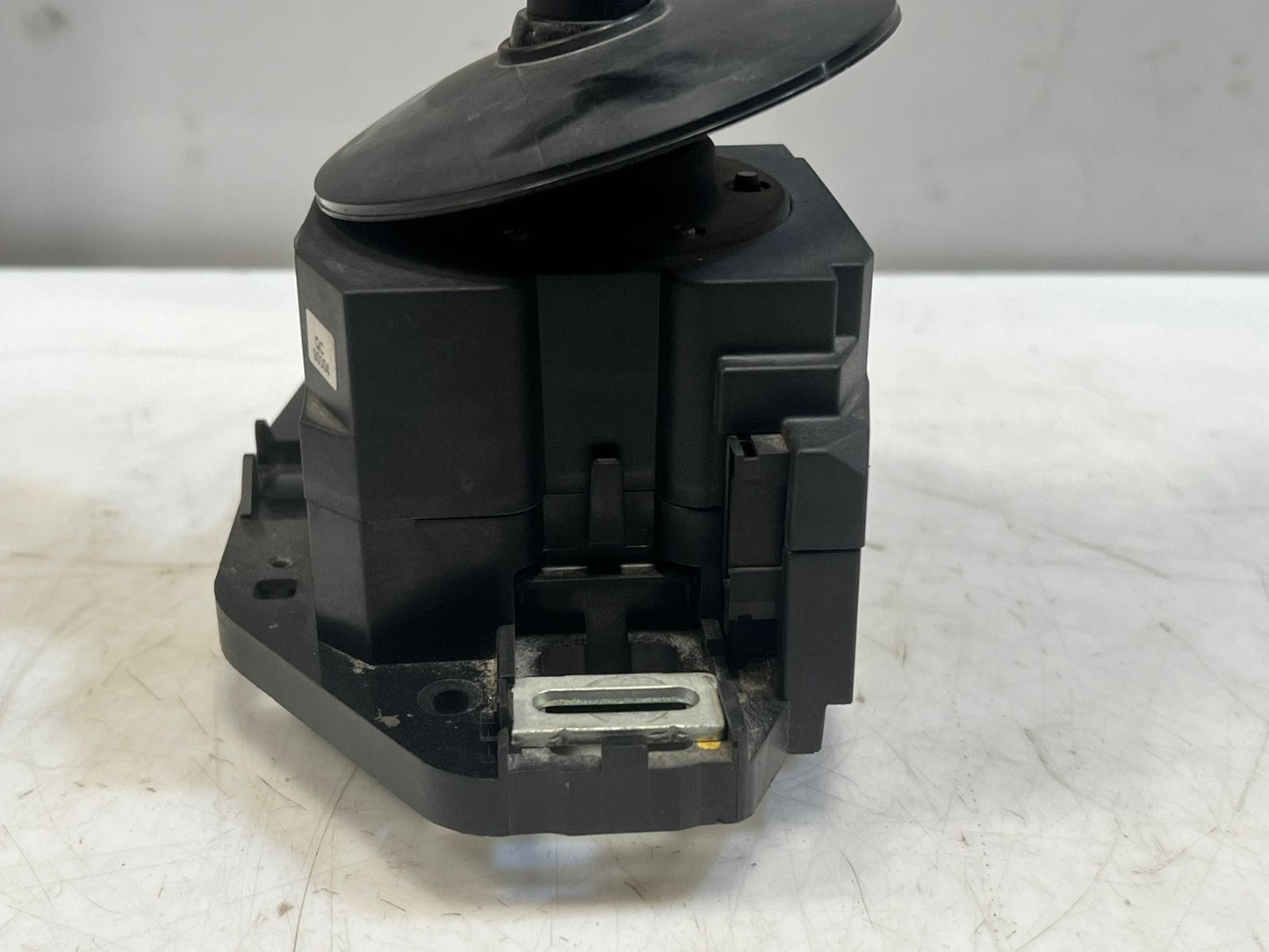 BMW 5 Series E60 and E61 Gear Shifter Selector Automatic 9165669 OEM