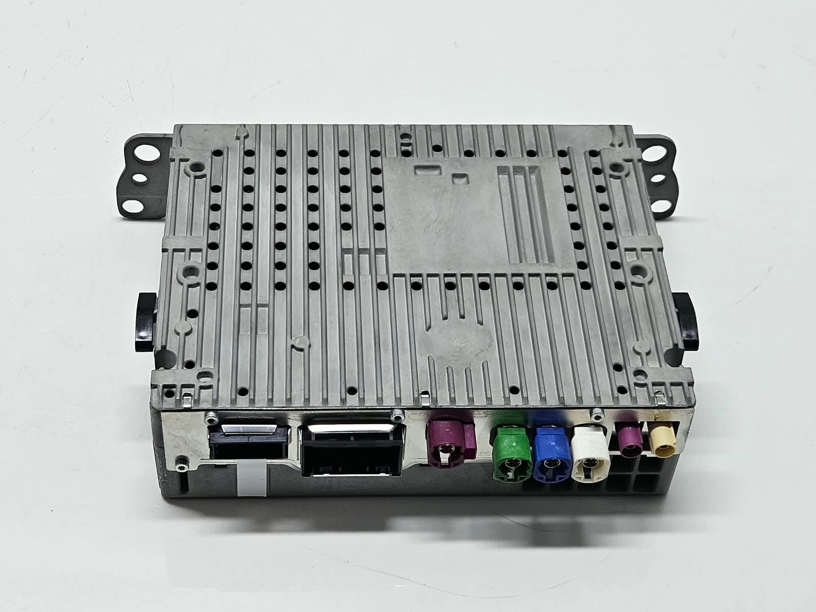 9877726-2019 BMW X5 G05 RHD Multimedia Head Unit Navigation Radio Module OEM