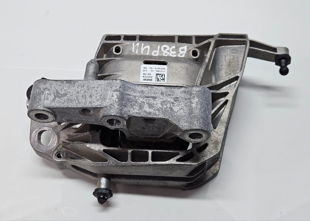 9423376-2024 BMW X1 U11 B38N Engine Mount Right Side OEM