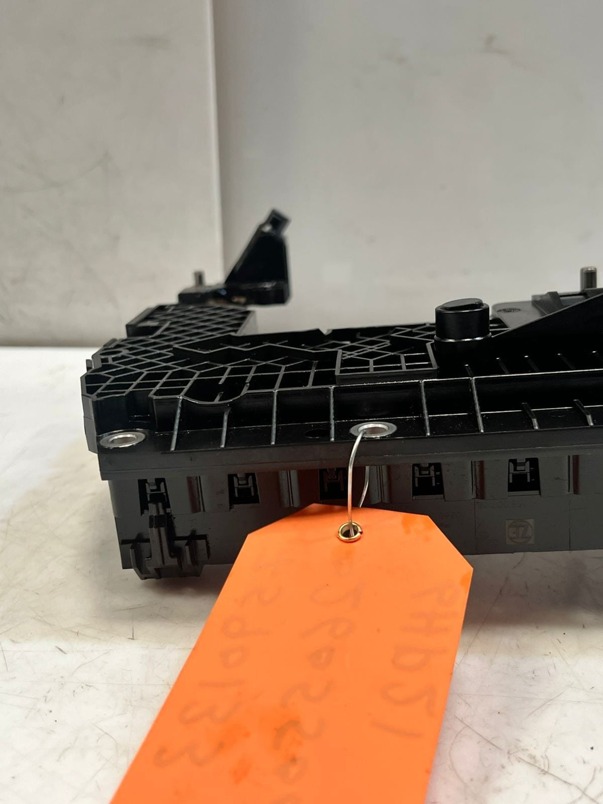 2007-2012 BMW 7 Series F01 F02 F03 750i Transmission Control Module 0260550027