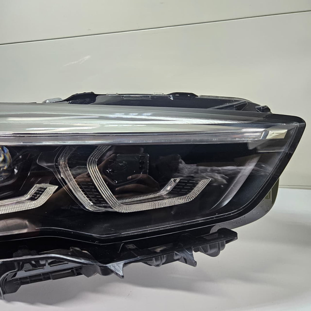 BMW 2 Series F44 Right Side LED Headlight Assembly 9478452 ECE Front Right