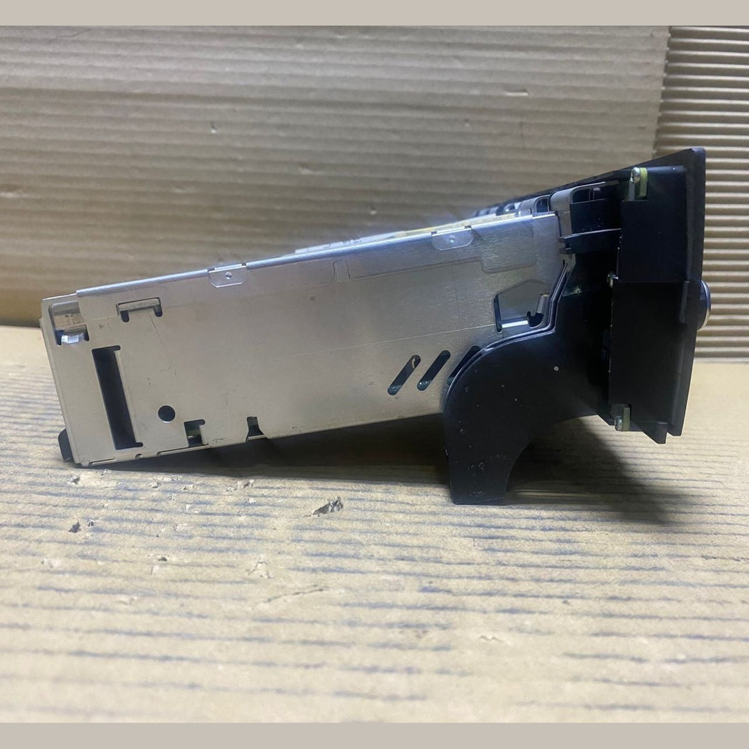 2009-2013 BMW Z4 Radio Professional CD Player 9302155 Z4 E89 1 Series E82 E88